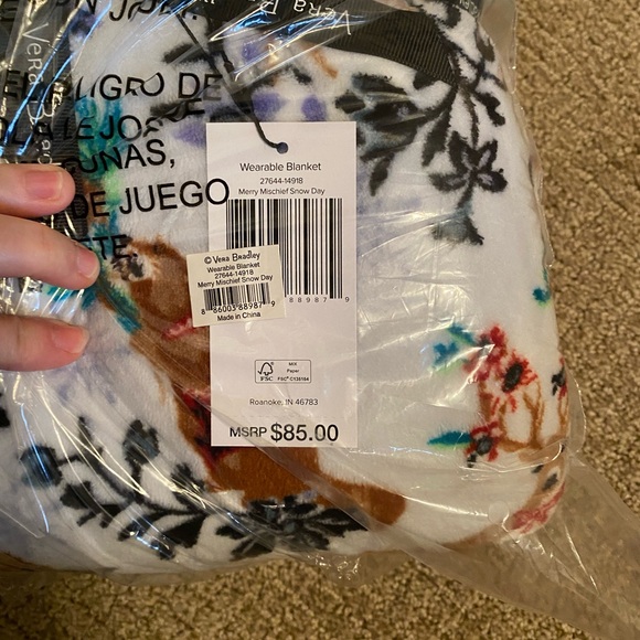 Vera Bradley Wearable Blanket - Picture 3 of 4